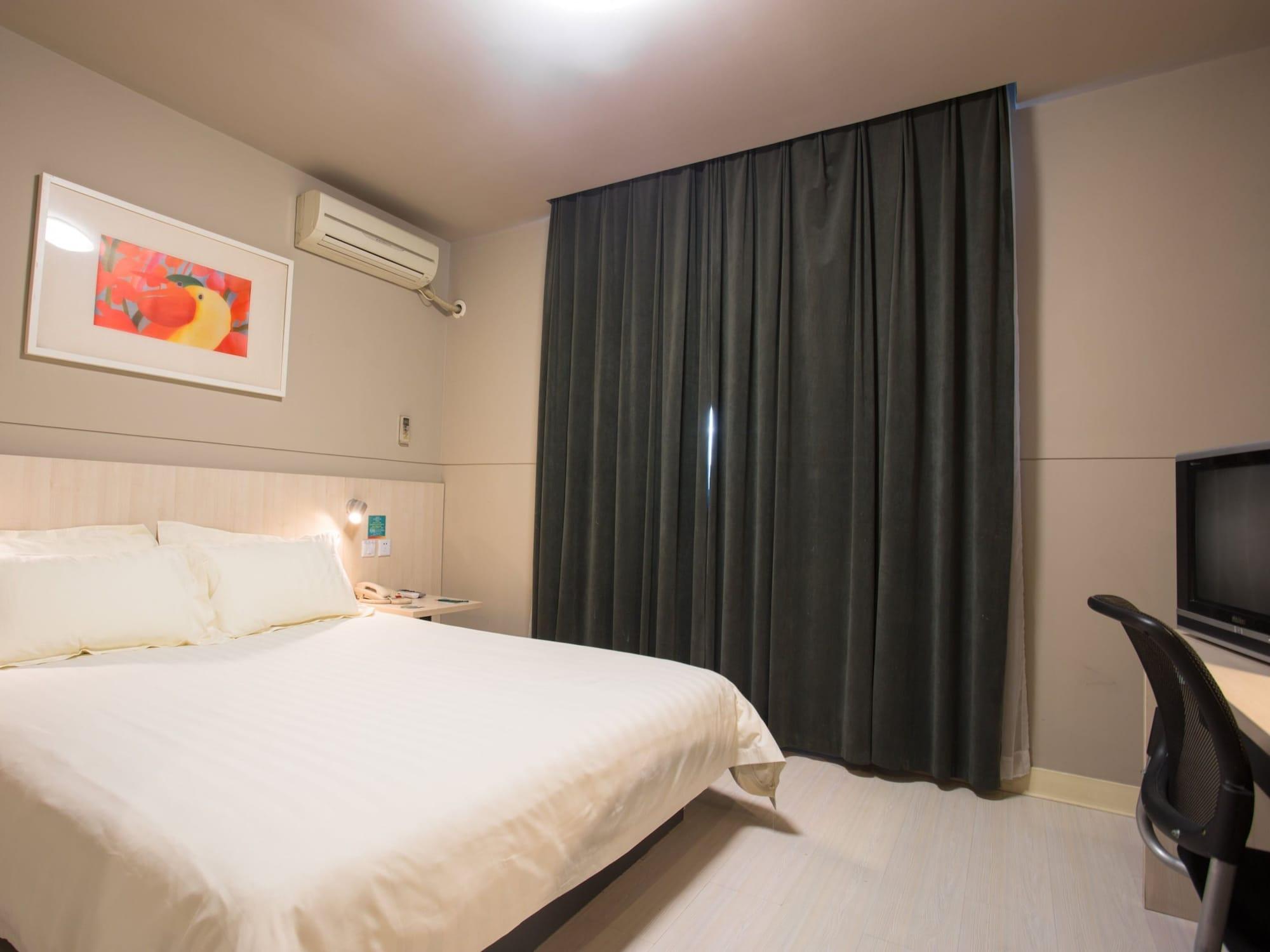 Khách sạn Jinjiang - Olympic Village Datun Road 2*