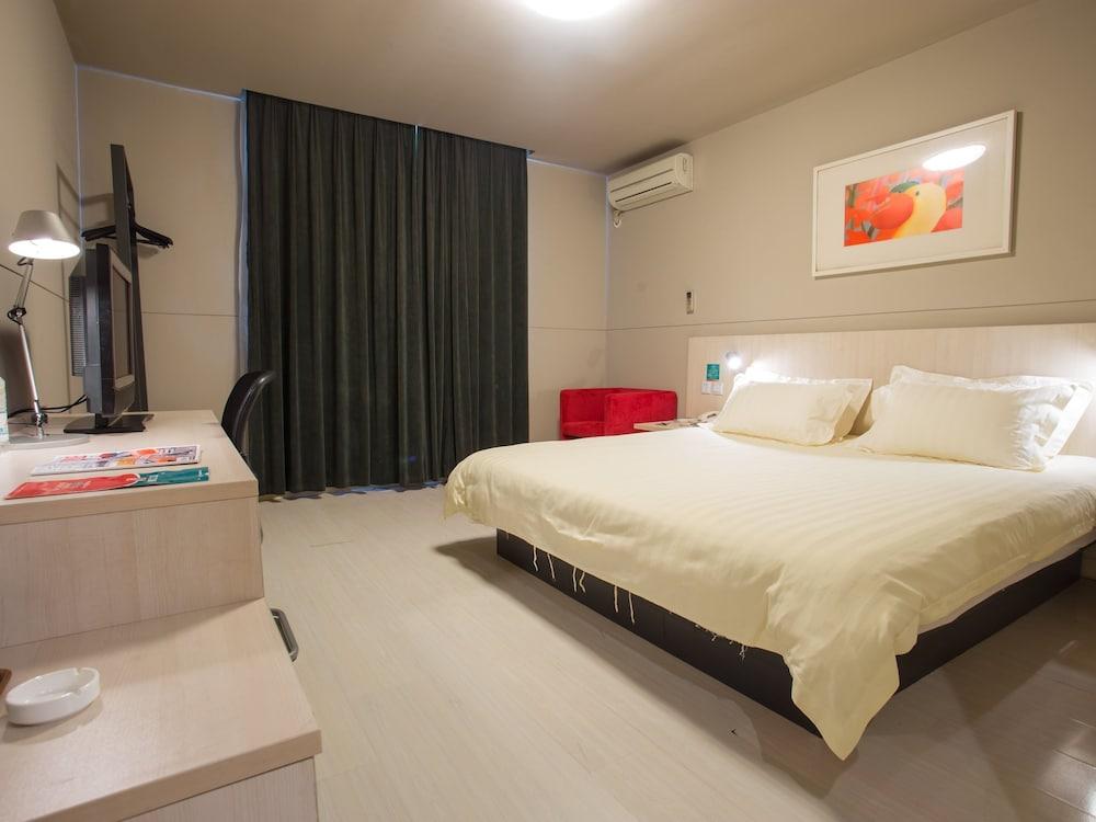 Jinjiang - Olympic Village Datun Road 2*